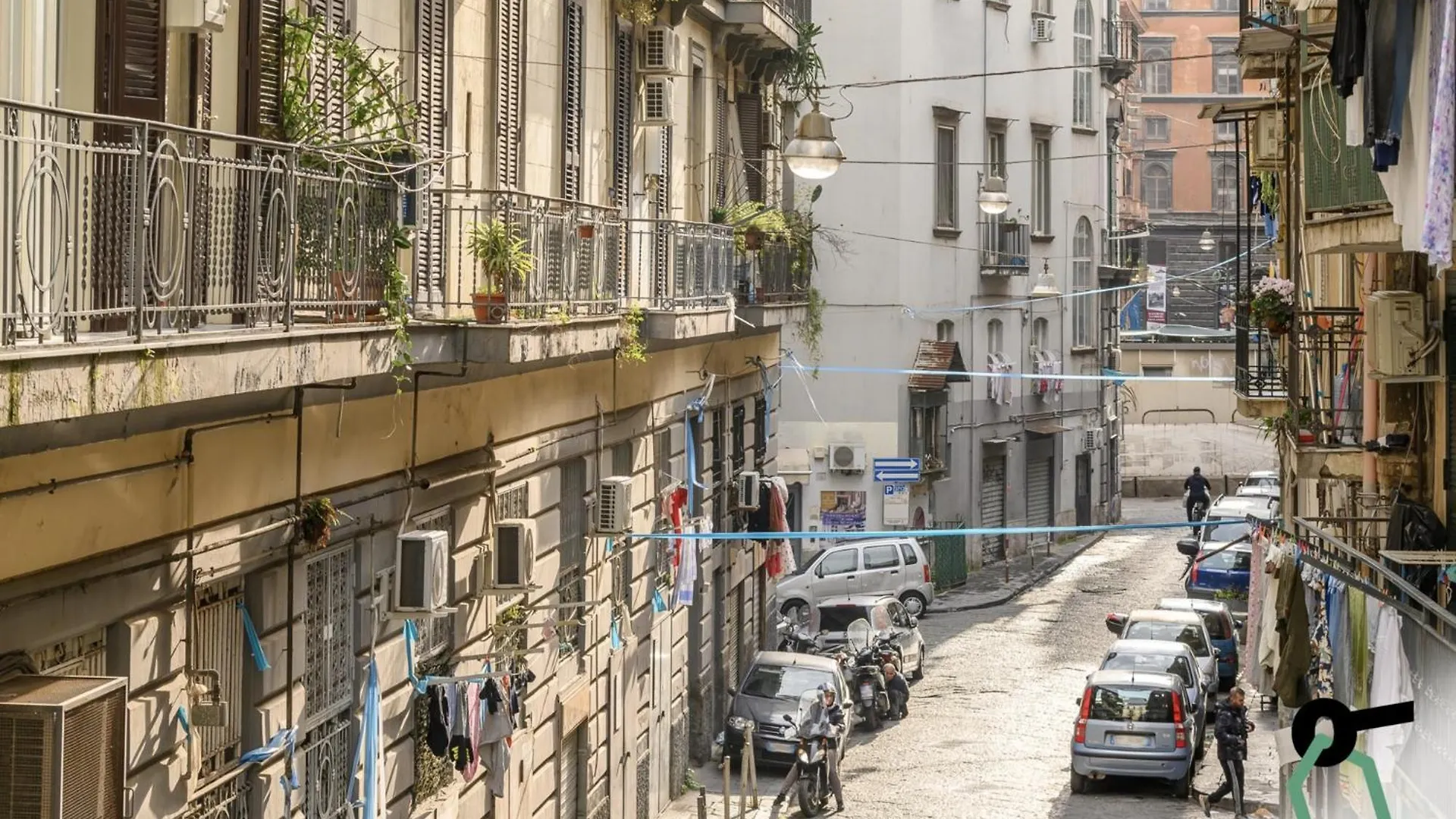 Hotiday Room Collection - Napoli Centro Storico Aparthotel Naples