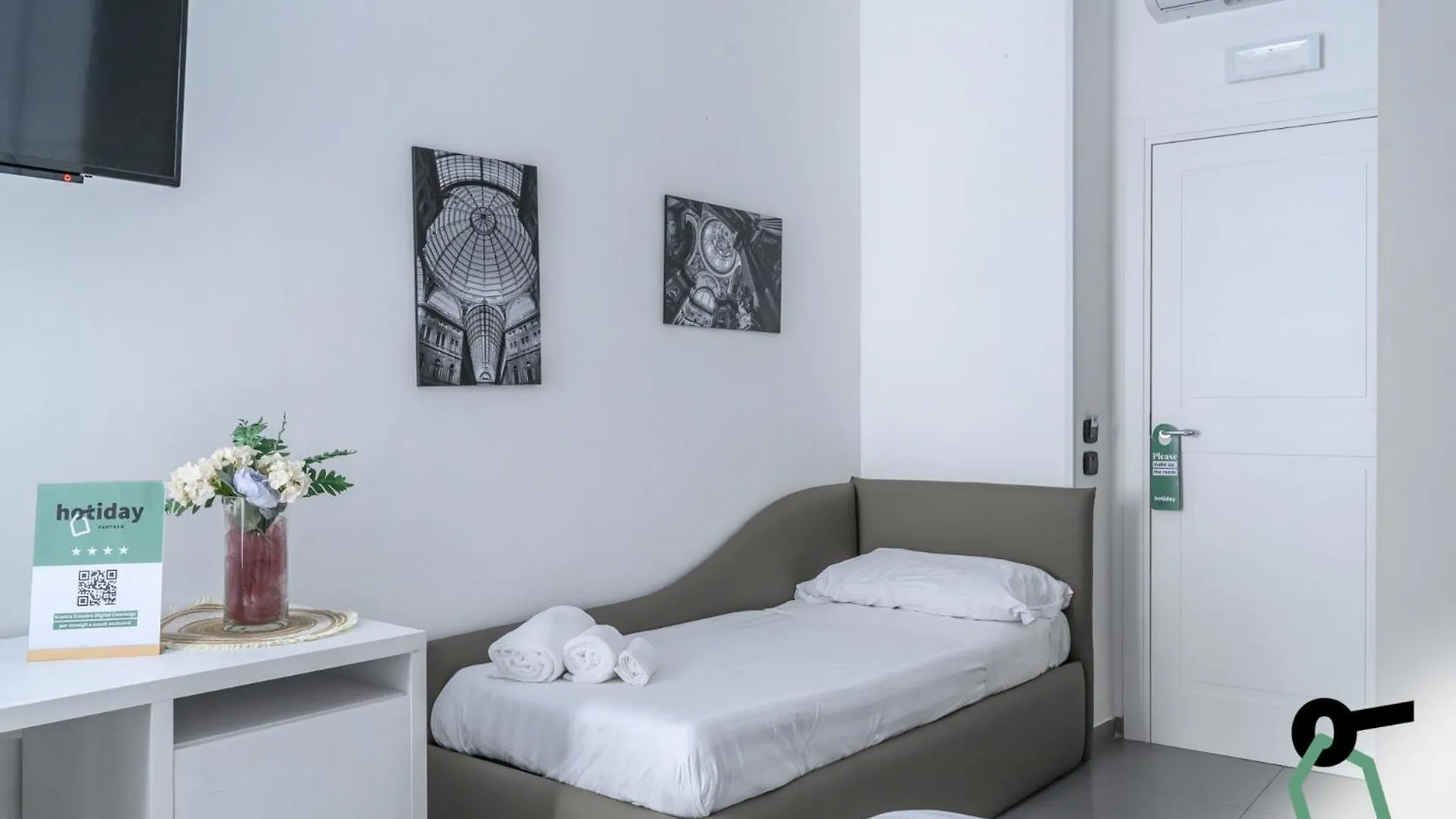 Hotiday Room Collection - Napoli Centro Storico Naples