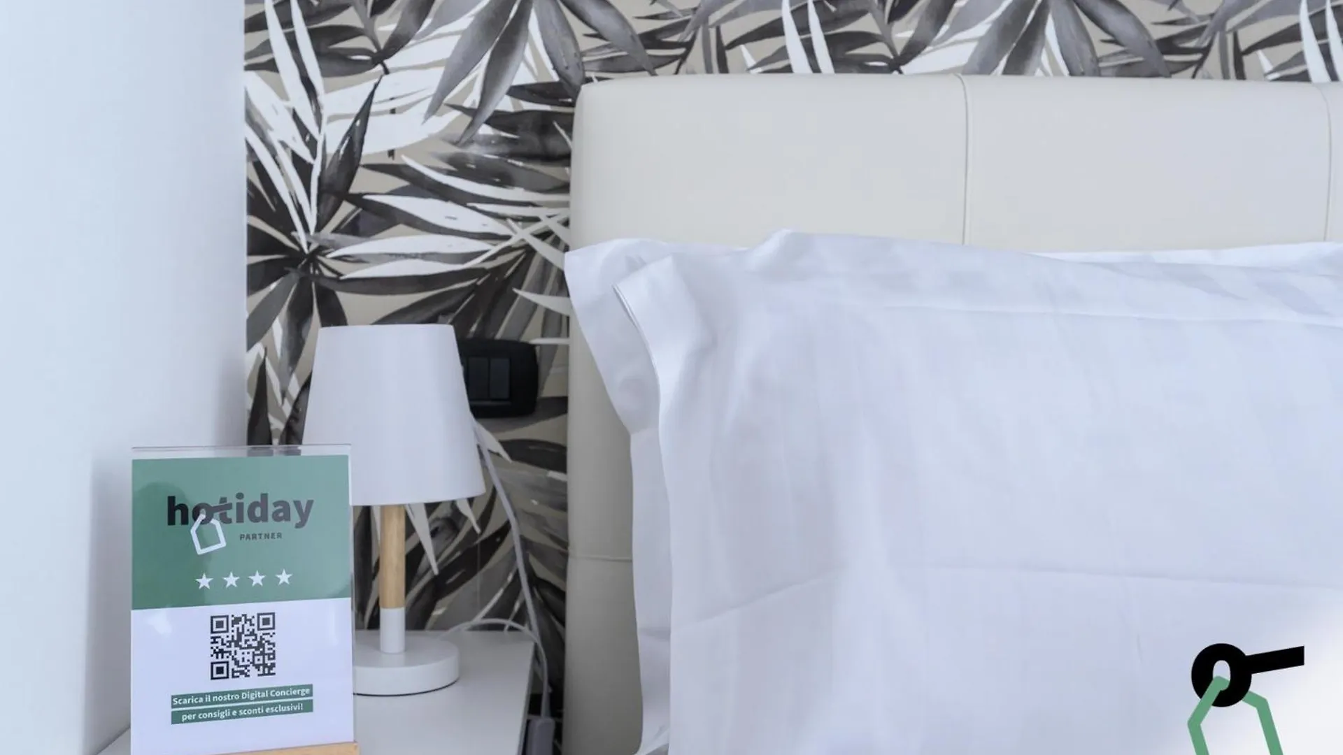 Aparthotel Hotiday Room Collection - Napoli Centro Storico Italy